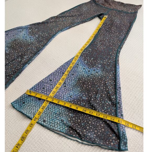 Teeki Mermaid Fairy Queen Teal Crop Bell Bottom - Picture 7 of 14